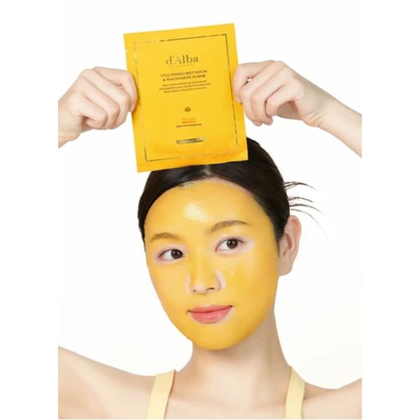 Купити Тонізуюча сироватка-маска з ніацинамідом 5% d'Alba Vita Toning Mist Serum & Niacinamide 5% Mask на LovelyBunny.com.ua