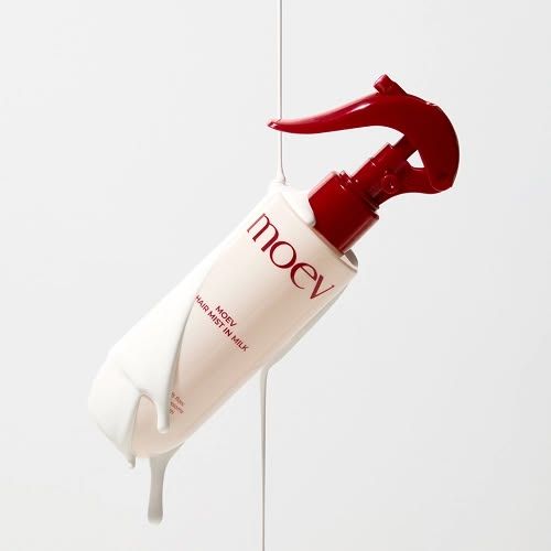 Купити Двофазний зволожувальний міст-молочко для волосся MOEV Hair Mist In Milk на LovelyBunny.com.ua